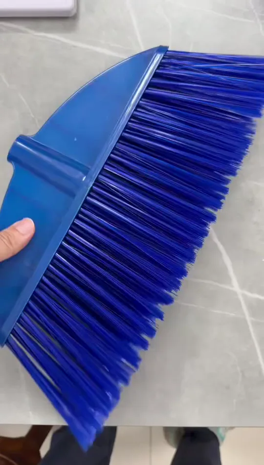 Cabezales de escoba azules con cerdas PET vivas y brillantes, controlados para la constancia del color